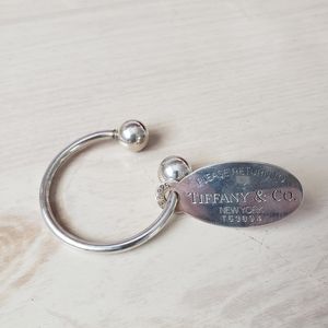 Tiffanys real silver key chain